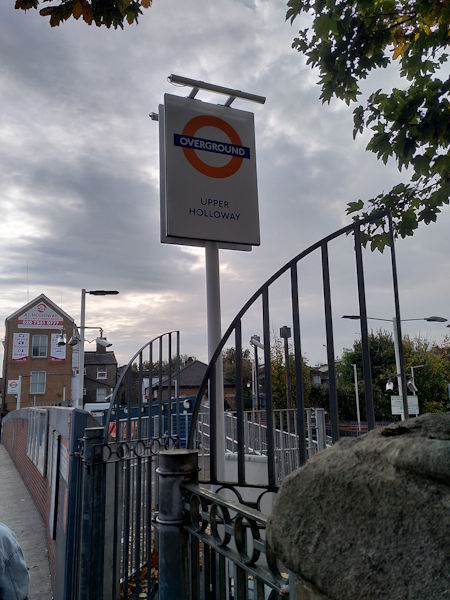 Upper Holloway station